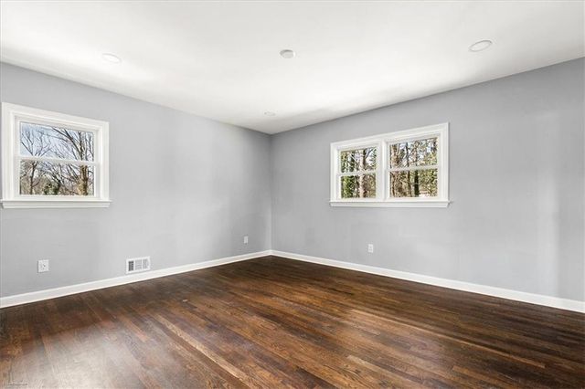 2763 Baker Ridge Drive NW, Atlanta, GA 30318