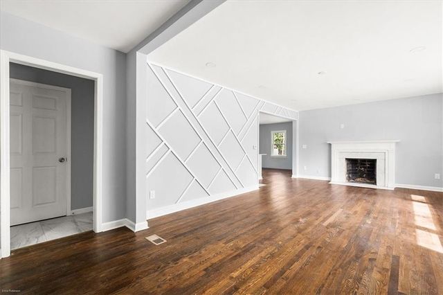 2763 Baker Ridge Drive NW, Atlanta, GA 30318