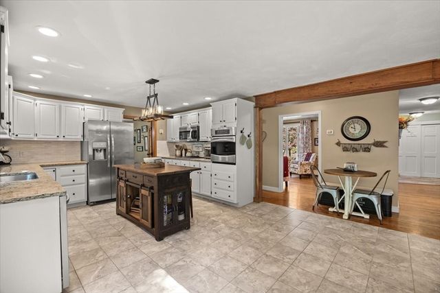 125 Prospect Hill Street, Taunton, MA 02780