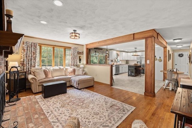 125 Prospect Hill Street, Taunton, MA 02780