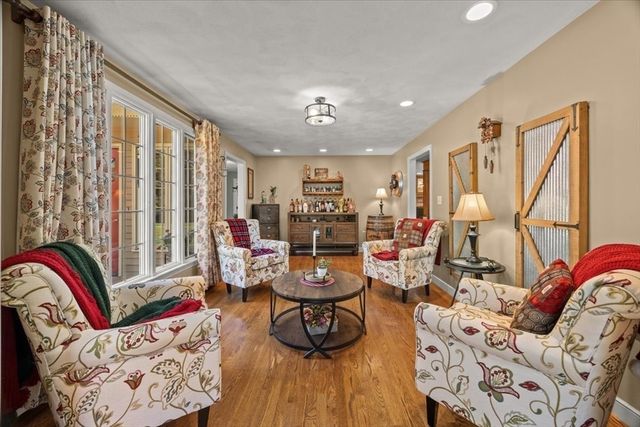 125 Prospect Hill Street, Taunton, MA 02780