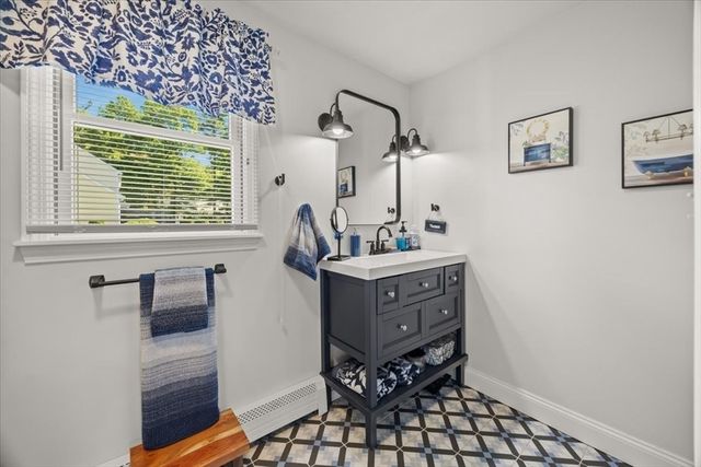 125 Prospect Hill Street, Taunton, MA 02780