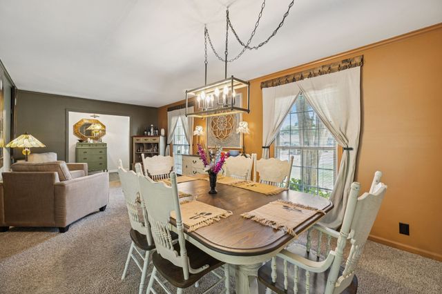 1722 Haynes Dr, Murfreesboro, TN 37129