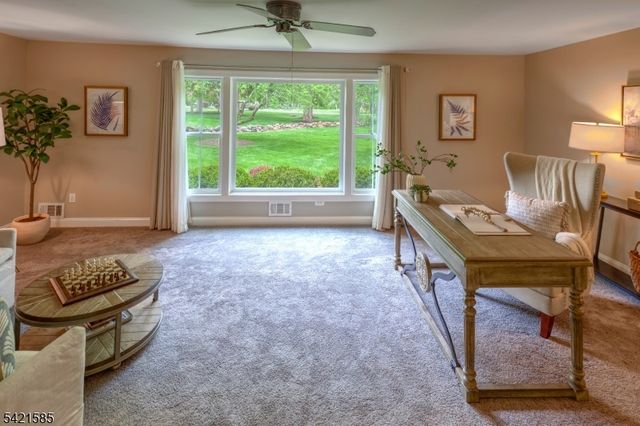 255 Skyline Dr, Long Hill Twp., NJ 07946