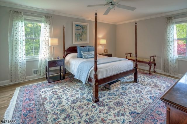 255 Skyline Dr, Long Hill Twp., NJ 07946