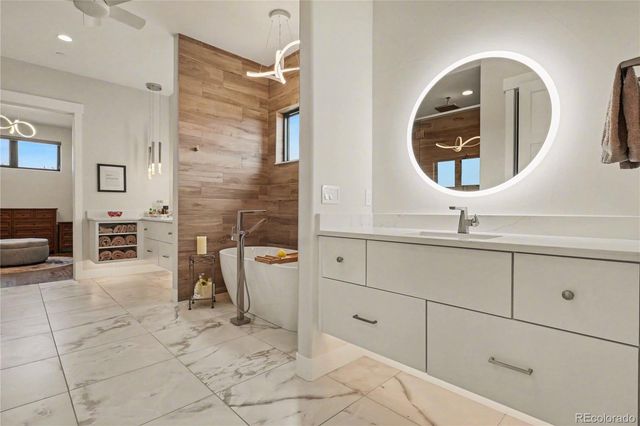 3203 Topside Drive, Castle Rock, CO 80104