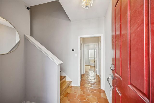 2607 Link Road, Houston, TX 77009