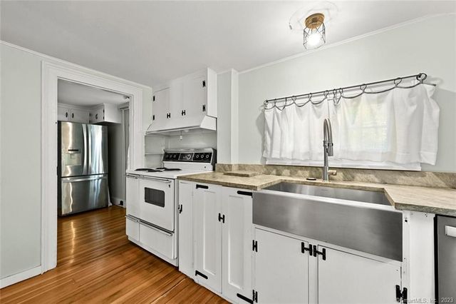 4 Ironworks Hill Road, Brookfield, CT 06804