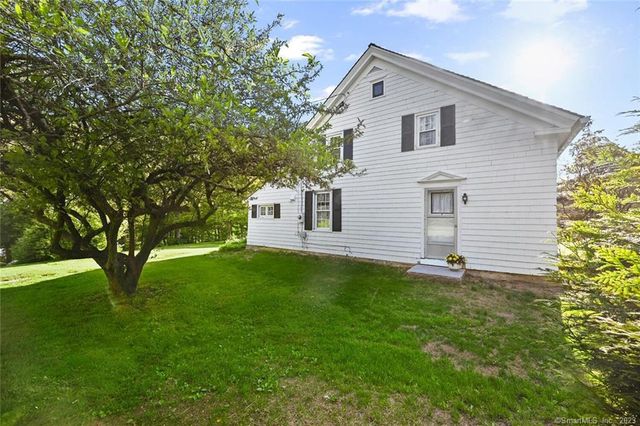 4 Ironworks Hill Road, Brookfield, CT 06804