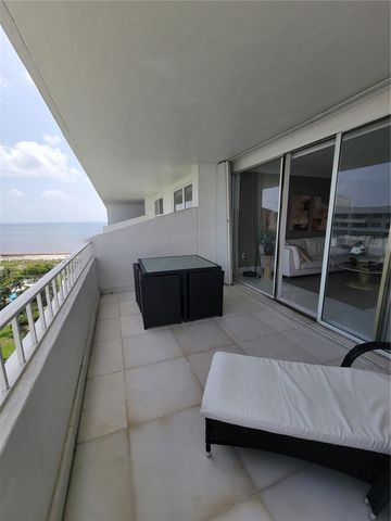 199 Ocean Lane Dr 1206, Key Biscayne, FL 33149
