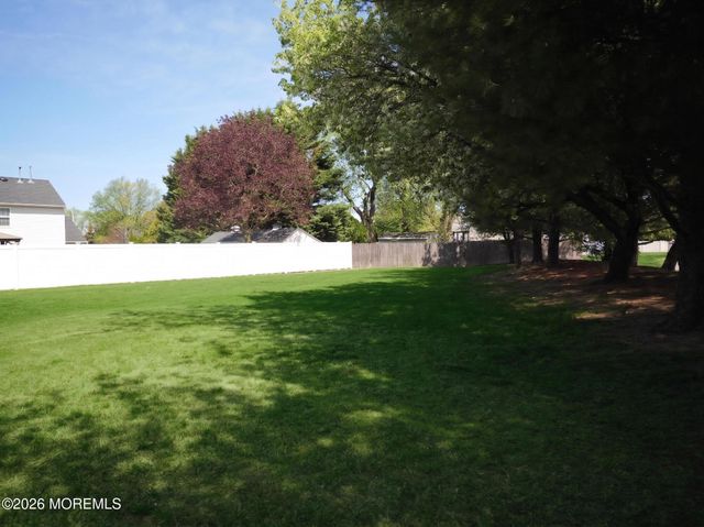 2 Gina Drive, Hazlet, NJ 07730