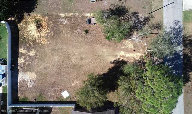 1435 Gramarcy Avenue, Sebring, FL 33875