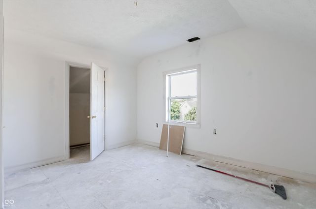 817 Division Street, Indianapolis, IN 46221