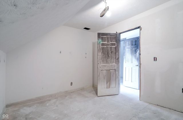 817 Division Street, Indianapolis, IN 46221