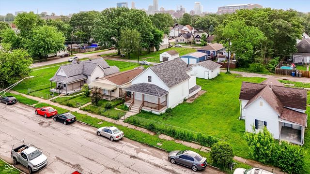 817 Division Street, Indianapolis, IN 46221