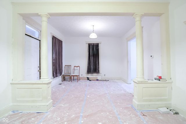 817 Division Street, Indianapolis, IN 46221
