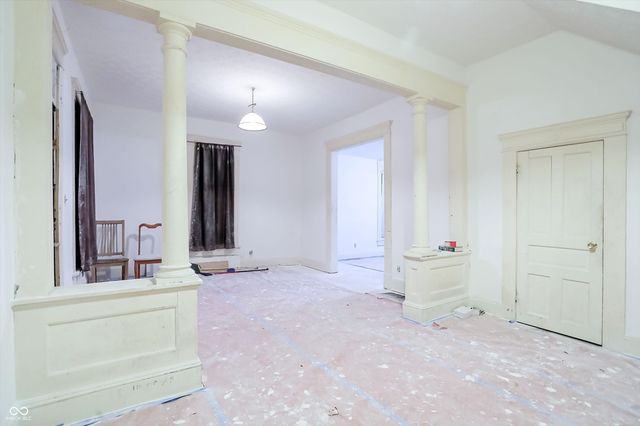 817 Division Street, Indianapolis, IN 46221