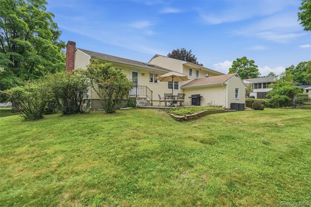10 Sharon Court, Cornwall On Hudson, NY 12520