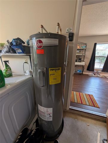 24 S COURTLAND BOULEVARD, Deltona, FL 32738