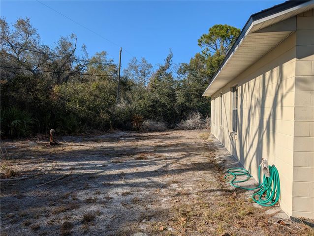 24 S COURTLAND BOULEVARD, Deltona, FL 32738