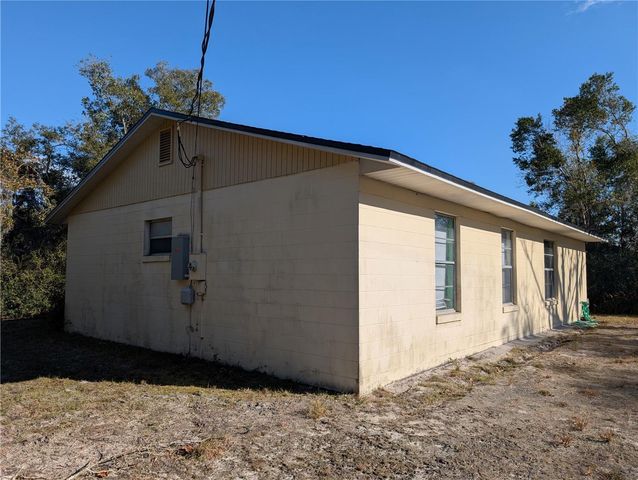 24 S COURTLAND BOULEVARD, Deltona, FL 32738