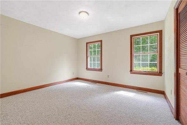 273 Sweatt RD, Suffolk, VA 23438