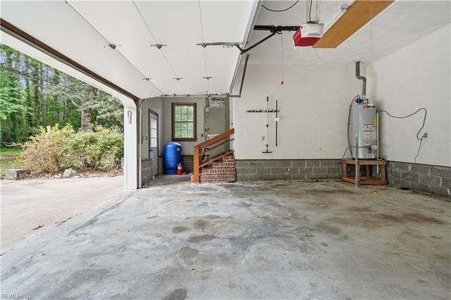 273 Sweatt RD, Suffolk, VA 23438