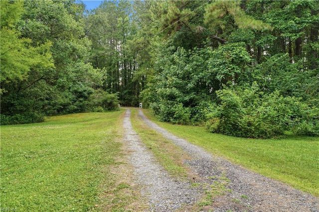 273 Sweatt RD, Suffolk, VA 23438
