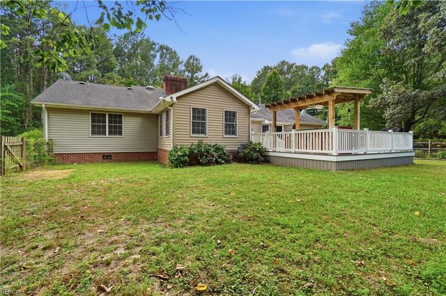 273 Sweatt RD, Suffolk, VA 23438