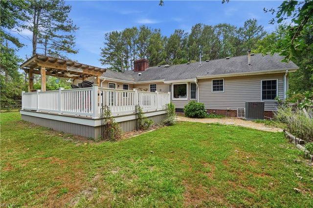 273 Sweatt RD, Suffolk, VA 23438