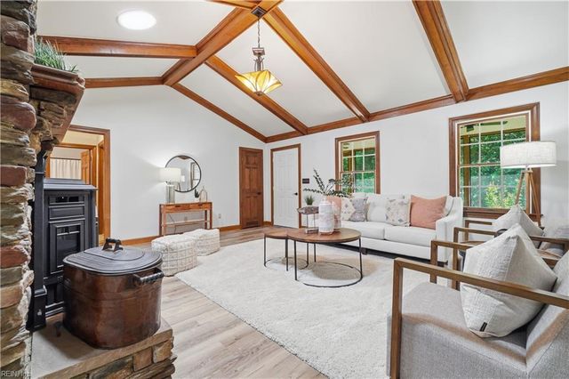 273 Sweatt RD, Suffolk, VA 23438
