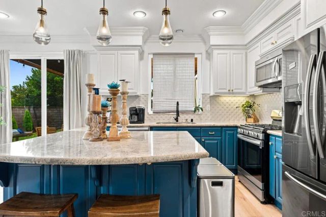 2464 Mackenzie Creek Dr, Chula Vista, CA 91914