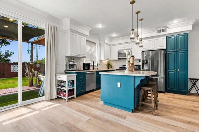 2464 Mackenzie Creek Dr, Chula Vista, CA 91914