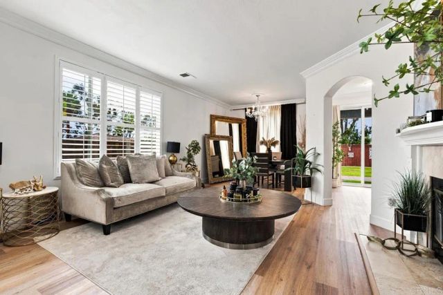 2464 Mackenzie Creek Dr, Chula Vista, CA 91914