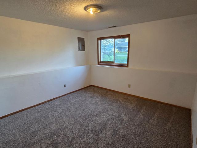 26006 10th Street W, Zimmerman, MN 55398
