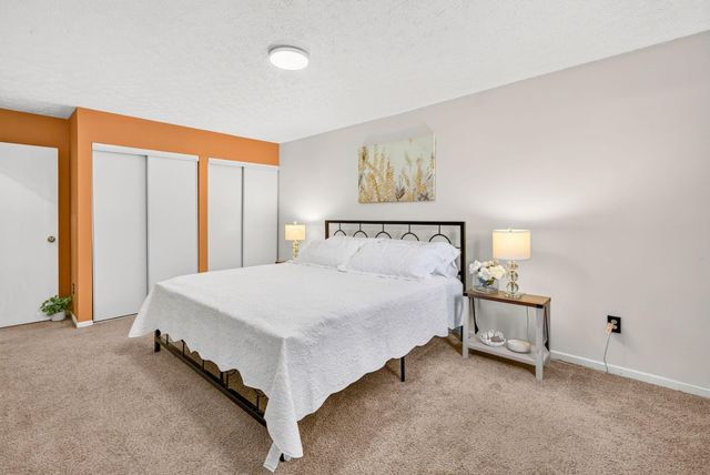 47 Grangefield Court, Westerville, OH 43081