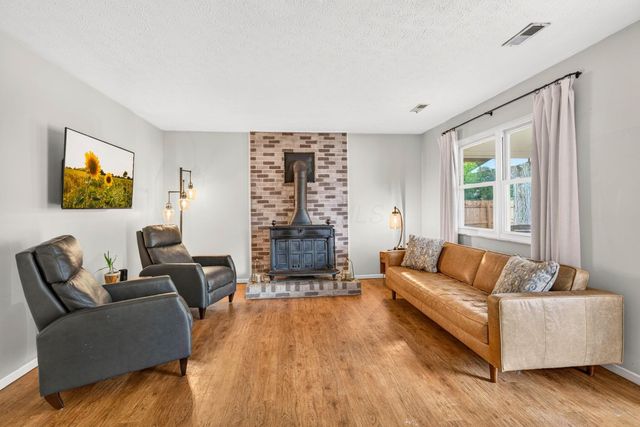 47 Grangefield Court, Westerville, OH 43081