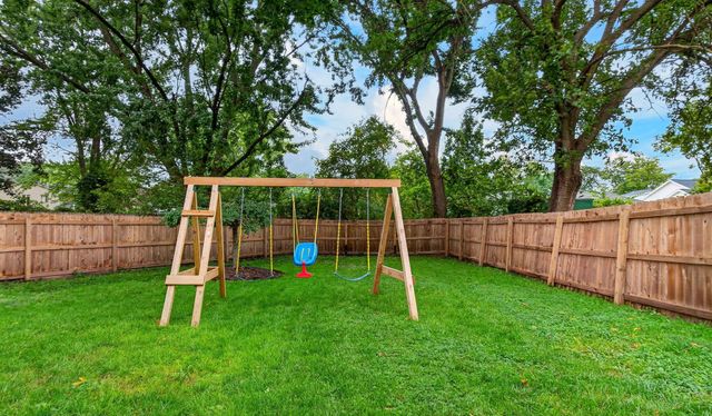 47 Grangefield Court, Westerville, OH 43081