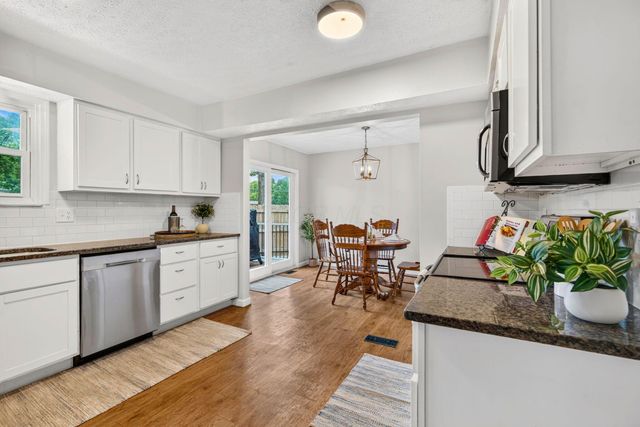 47 Grangefield Court, Westerville, OH 43081