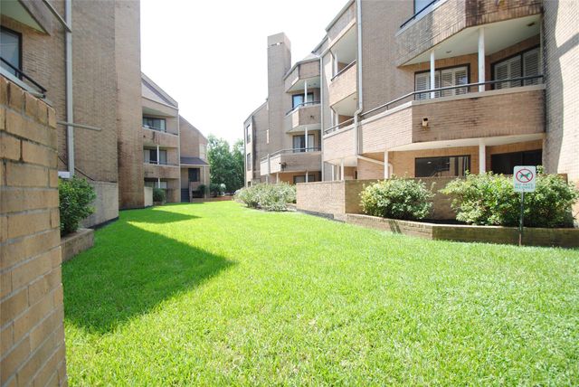 5210 Weslayan Street 207, Houston, TX 77005