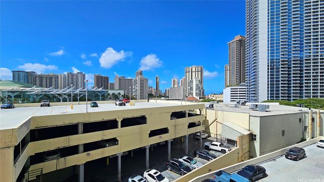 1655 Makaloa Street 710, Honolulu, HI 96814