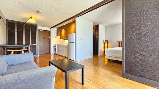 1655 Makaloa Street 710, Honolulu, HI 96814