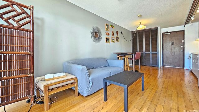 1655 Makaloa Street 710, Honolulu, HI 96814