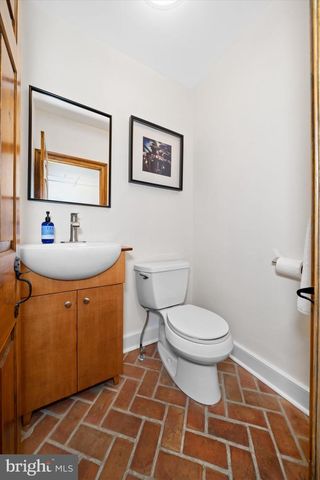 1439 OLD WILMINGTON RD, Hockessin, DE 19707