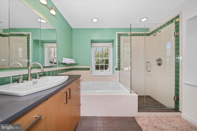1439 OLD WILMINGTON RD, Hockessin, DE 19707