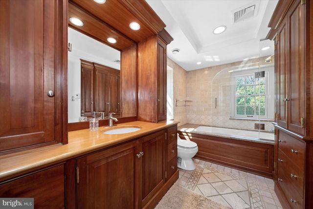 1439 OLD WILMINGTON RD, Hockessin, DE 19707