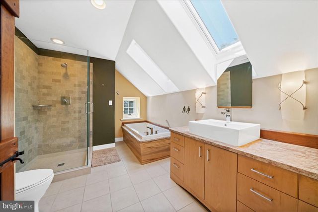 1439 OLD WILMINGTON RD, Hockessin, DE 19707