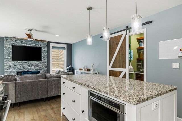 42 Stocklan Circle, Dover, NH 03820
