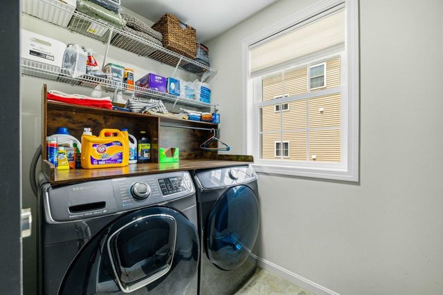 42 Stocklan Circle, Dover, NH 03820