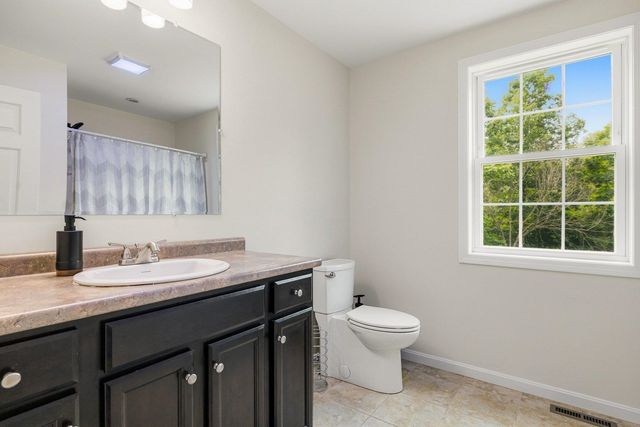 42 Stocklan Circle, Dover, NH 03820